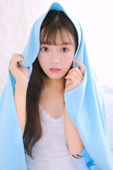 背带短裤丧尸来袭